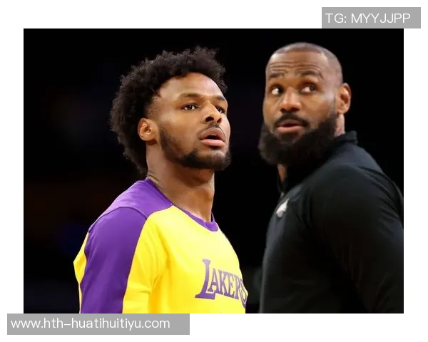 詹姆斯感慨布朗尼在伤病潮中抓住机会的成长与进步