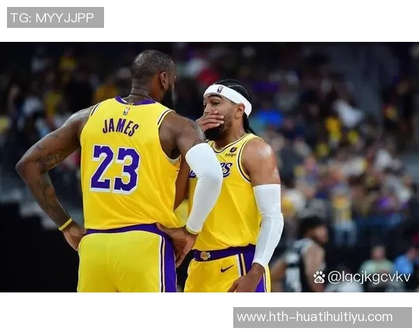 亚当斯本赛季场均出场时间排名第161前场篮板领跑联盟正负值位列第六